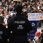 o delegatie a talibanilor a sosit la berlin pentru a facilita operatiunile de expulzare catre afganistan 6a95b84dd6fa1