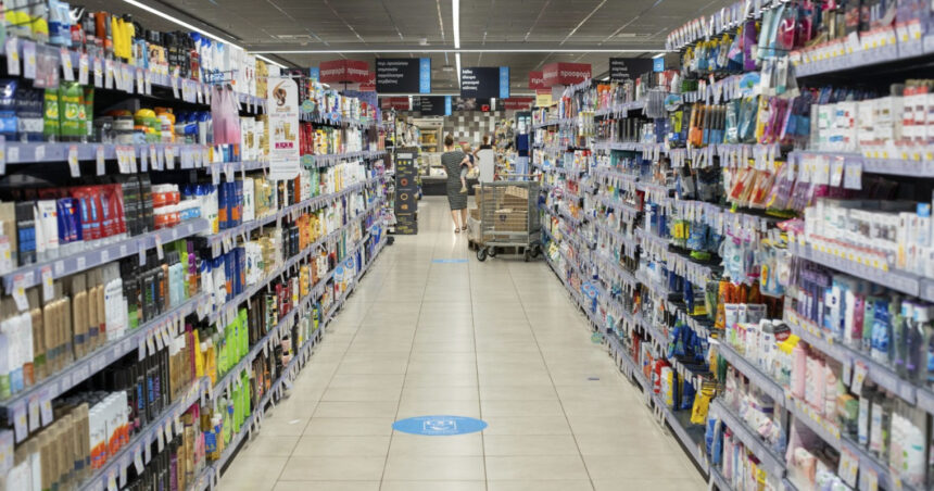 supermarketurile anunta masuri pentru reducerea consumului de electricitate 6a72e4d2cfcc6