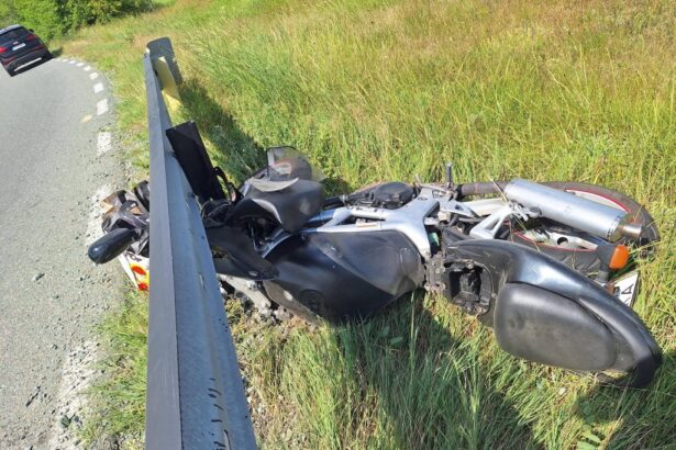 tragedie intre lumina si oituz motociclist decedat dupa impactul cu un tir 6a7f38da9ad22
