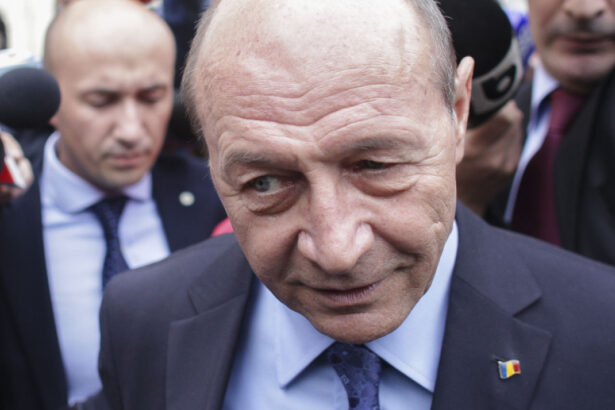 traian basescu despre criza energetica este un caz penal am ajuns aici cu niste panarame de ministri 6a6dbaab76f51