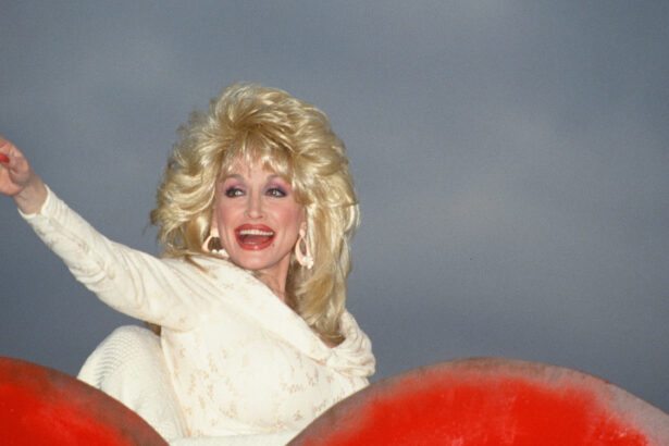 un aeroport din sua ar putea purta numele dolly parton propunerea facuta in onoarea artistei 6a92b30c737e1