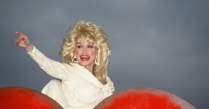 un aeroport din sua ar putea purta numele dolly parton propunerea facuta in onoarea artistei 6a92b30c737e1