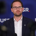 usr intra in sedinta dupa decizia ccr partidul urmeaza sa reconfirme sustinerea lui dominic fritz 6a85b89a247bb