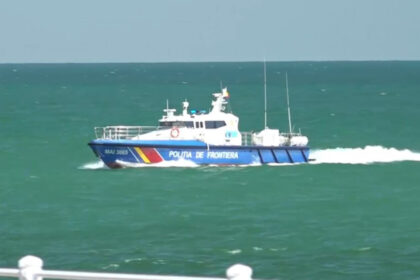 video alerta pe litoral doua obiecte suspecte vazute in apa marii intr o singura zi autoritatile intervin 6a8192e3ddb1d