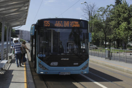 video amenzi pentru cei care deranjeaza calatorii in mijloacele de transport ale stb pentru ce se vor da sanctiuni 6a73634c7c0fe