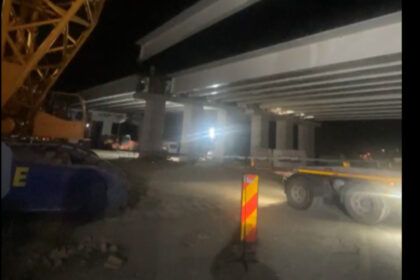 video autostrada bucurestiului se apropie de final ultima grinda a fost montata pe pasajul peste dn7 6a7424c39cecd