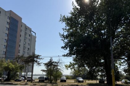 video cine este afacerista care vrea sa ridice un bloc cu 7 etaje in mamaia peste drum de hotelul iaki 6a8794ca6ca0f