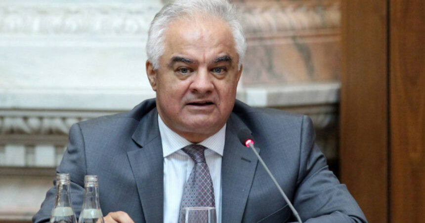 video consilierul guvernatorului bnr dupa evaluarea fitch decizia initiala fusese de retrogradare pericolul nu a trecut e mai mare 6a6e57cd2fa6a