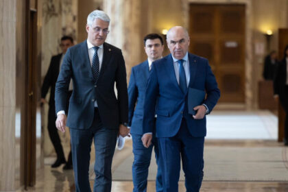video cum reduce dragos pislaru consumul de energie in plina criza energetica masurile aplicate acasa si in institutiile pe care le conduce 6a7359ba8515c