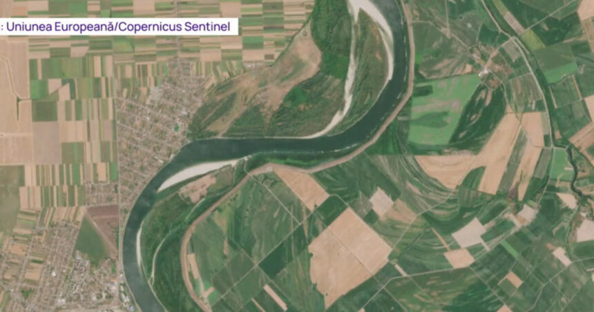 video dezastrul de pe dunare vazut din satelit imagini cu fluviul inainte si dupa ce a fost afectat de seceta 6a73326586375