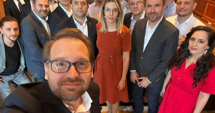 video fortele de dreapta fac scut in jur lui dominic fritz dupa decizia ccr nu mor caii cand vor cainii daniel zamfir atac la buzoianu 6a84671a66309