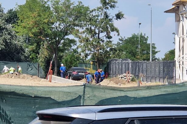 video foto au fost reluate lucrarile la parcul de la soveja 6a78ea1a782af
