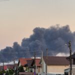 video foto incendiu violent la un centru de colectare de la iesirea din lumina spre navodari 6a7caaf28a806