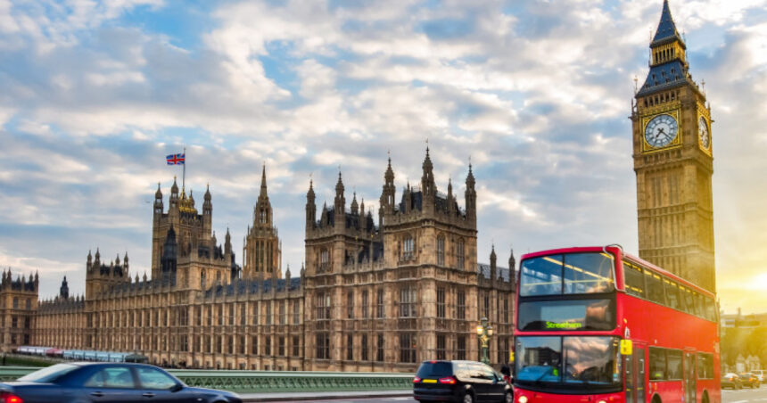 video jigniti de politicienii extremisti romanii din londra primesc aprecieri de la primarul sadiq khan mesajul transmis prin digi24 6a91097fdb8f4