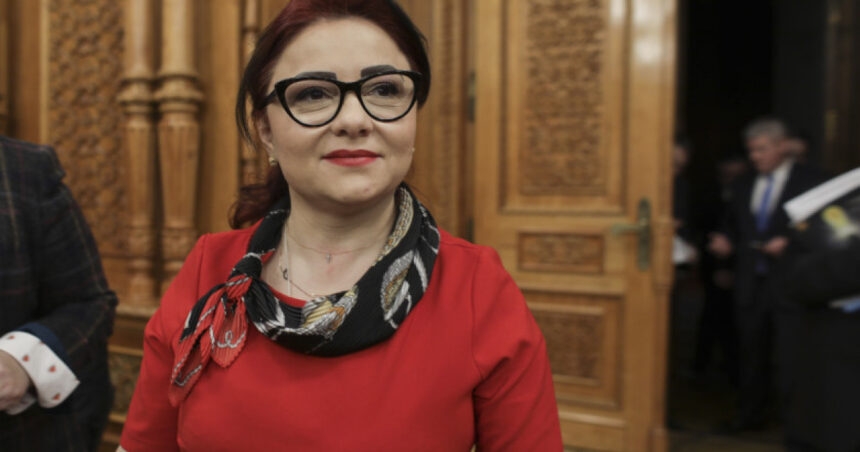 video liberala cristina traila este audiata la dna iasi a fost pusa sub acuzare in dosarul lui fanel bogos surse 6a8d5ef9be32c