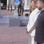 video mirabela gradinaru a mers la kiev de ziua independentei partenera lui nicusor dan prezenta in semn respect pentru poporul ucrainean 6a8c37ad9d123