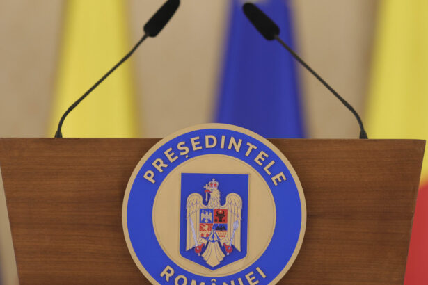 video nicusor dan cere reexaminarea legii care permite scoaterea de terenuri din arii protejate pentru proiecte hidroenergetice 6a7c65a98aa3b