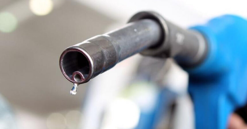 video noi scumpiri la pompa motorina se apropie de 11 lei pe litru iar benzina de pragul de 10 lei 6a7c3fda7b198
