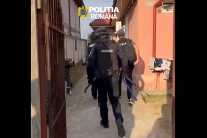 video perchezitii la comerciantii ambulanti de pe plaja din eforie oficial de la autoritati 6a900a5243b1f