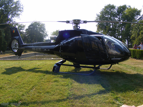 video un elicopter trimis sa ia fiica unui cunoscut afacerist de la calarie a provocat pagube la centrul de echitatie din ovidiu 6a7895a84753d