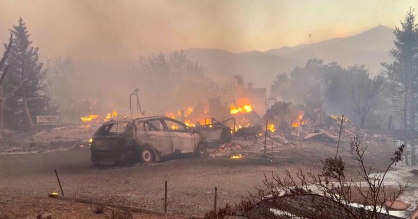 videofoto incendiu de vegetatie urias in nevada peste 90 000 de oameni evacuati sau in alerta nu asteptati 6a8caf3292fd0