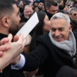 atac lansat de calin georgescu la siegfried muresan si nicusor dan un individ ca eroare a istoriei ca si cel care l a desemnat 6aba6a3b2db4d
