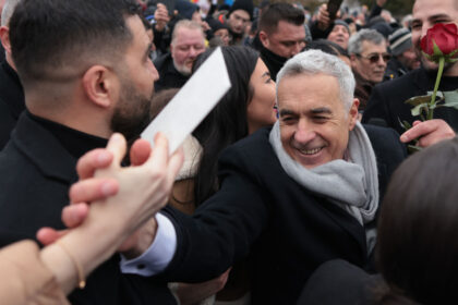 atac lansat de calin georgescu la siegfried muresan si nicusor dan un individ ca eroare a istoriei ca si cel care l a desemnat 6aba6a3b2db4d