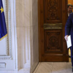 caciu il acuza pe muresan ca a facut programul de guvernare cu ai premierul desemnat ideile sunt elaborate cu inteligenta umana 6ab7bdd8937a6