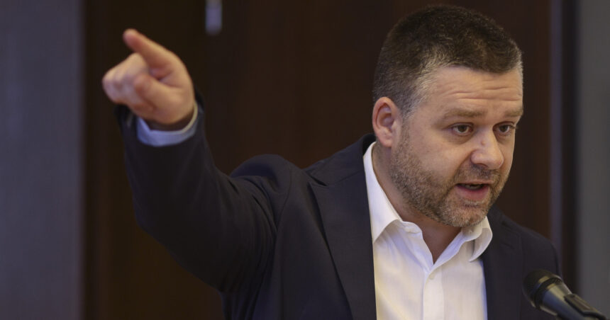 ciprian ciucu a convocat constructorii si operatorii de utilitati in contextul inceperii anului scolar ce masuri anunta primaria 6a9982fa56a00