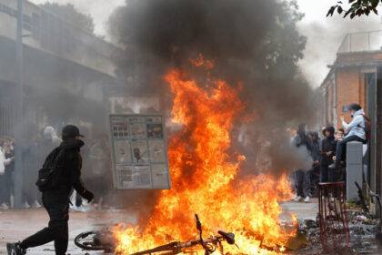galerie foto haos la protestele elevilor din franta violente si confruntari cu politia peste 200 de persoane au fost arestate 6abbe9439ef66