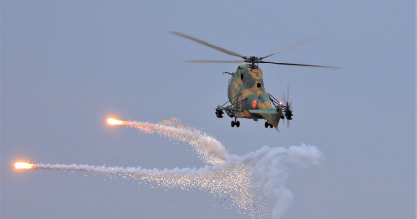 mapn o drona a intrat in spatiul aerian national avioane de vanatoare si un elicopter militar au fost ridicate in aer 6ab8b64a3be8e