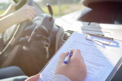 mersul inapoi intoarcerea parcarea si oprirea ar putea deveni obligatorii la examenul pentru obtinerea permisului de conducere 6a982540d9955
