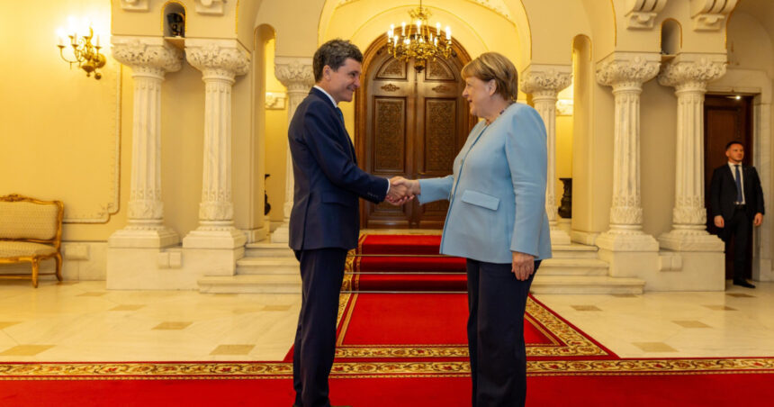 mesajul lui nicusor dan despre o europa mai unita ce au discutat presedintele si angela merkel la cotroceni 6a96ce3412eed