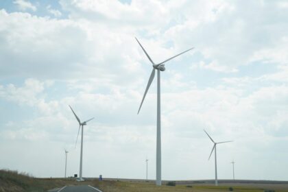 radramo power face noi investitii in infrastructura parcului eolian pestera 2 6ab98142c3110