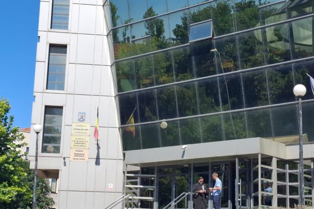 razbunare pe fosta iubita la constanta a inventat ca actualul ei partener a dat cu masina peste el 6a9743a4009c2