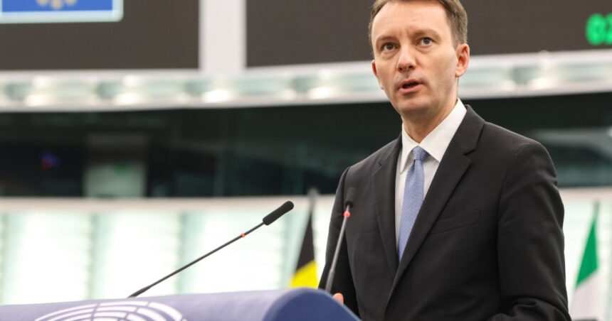 siegfried muresan acuza psd de ipocrizie in disputa privind statul de drept a spus una presei si a facut alta la bruxelles 6a995fa37f3a6
