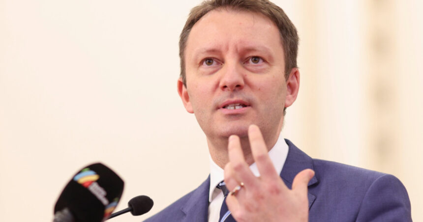 siegfried muresan domnul grindeanu si cu mine nu ne am inteles sa avem o anumita intalnire la o anumita ora la un anumit loc 6ab42a9faef68