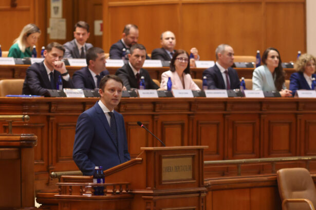 siegfried muresan inaintea votului de investitura mai putini parlamentari si secretari de stat zero risipa 6abcf11fec1c2