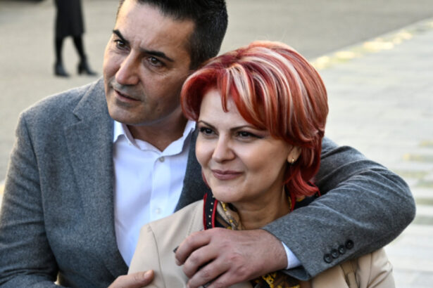 siegfried muresan raspunde la atacul liei olguta vasilescu mai bine si ar trimite sotul la serviciu 6ab3bfc39bff5