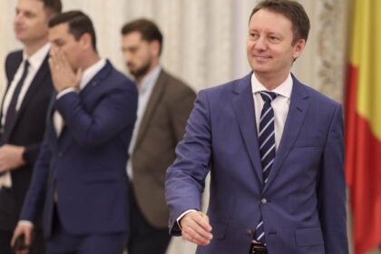 siegfried muresan sustine ca sorin grindeanu l ar fi criticat in orice scenariu daca era soare afara ar fi fost suparat ca e cald 6ab633e69505e