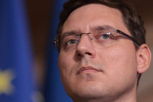 victor negrescu atac la usr pentru ca a cerut la bruxelles sanctionarea propriei tari 6a995abc2f49a