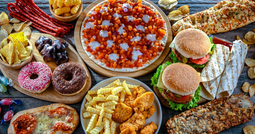 alimentele ultraprocesate si riscul de cancer de colon un studiu pe peste 460 000 de persoane vine cu rezultate total surprinzatoare 6adde313c032e