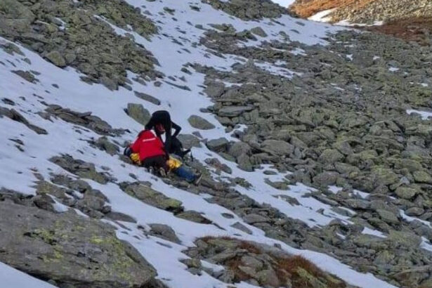 bucurestean de 66 de ani mort in muntii fagaras dupa ce a cazut 200 de metri 6ac000eb37909