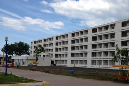 ce planuieste proprietarul pentru hotelul select din mamaia 6ad7e6895a727