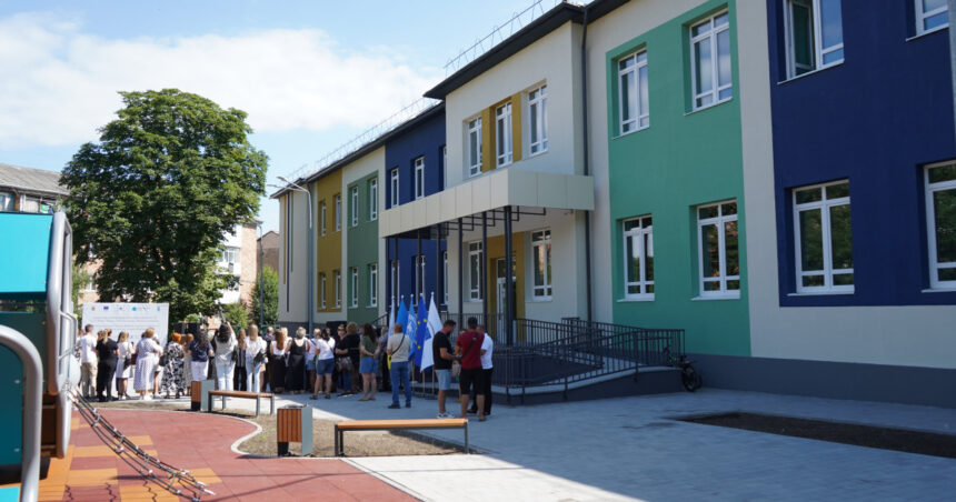ce se schimba pentru scolile romanesti din ucraina dupa modificarea legii educatiei explicatiile autoritatilor de la cernauti 6adb9f000170f