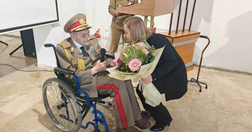 cel mai in varsta roman a implinit astazi 111 ani generalul iosif rus e al doilea cel mai longeviv veteran de razboi din lume 6ae22f77a91c5