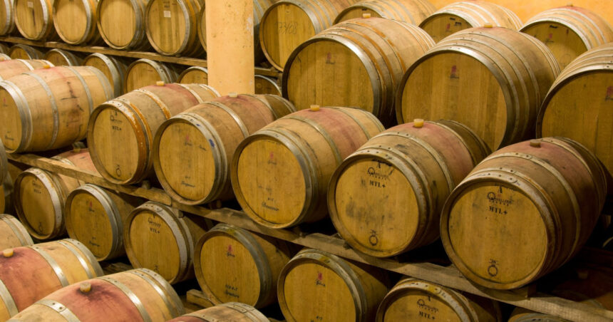 cel mai mare furt de vin din istoria italiei 30 000 de sticle de vin in valoare de 5 milioane de euro sustrase de la o crama 6acb198a1d542