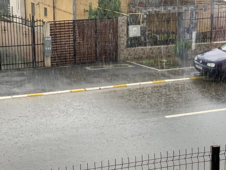 cod rosu de ploi torentiale in constanta a fost emis un nou mesaj ro alert 6ae0bc389c7fb