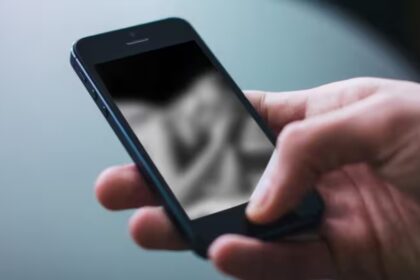 constanta si a santajat victima de 13 ani cu dezvaluirea unor secrete intime condamnat la peste 6 ani de inchisoare 6ae3c4051a734