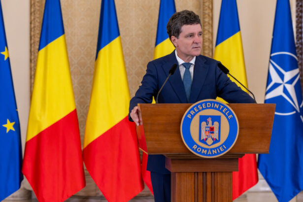 exclusiv cum justifica liderul senatorilor aur initiativa de suspendare a presedintelui exista un fel de binom nicusor dan psd nu se va rupe 6aca97a21ece4